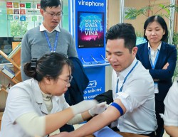 Trường Đại học Sao Đỏ tiếp tục chăm lo đời sống viên chức thông qua hoạt động khám sức khỏe định kỳ năm 2025