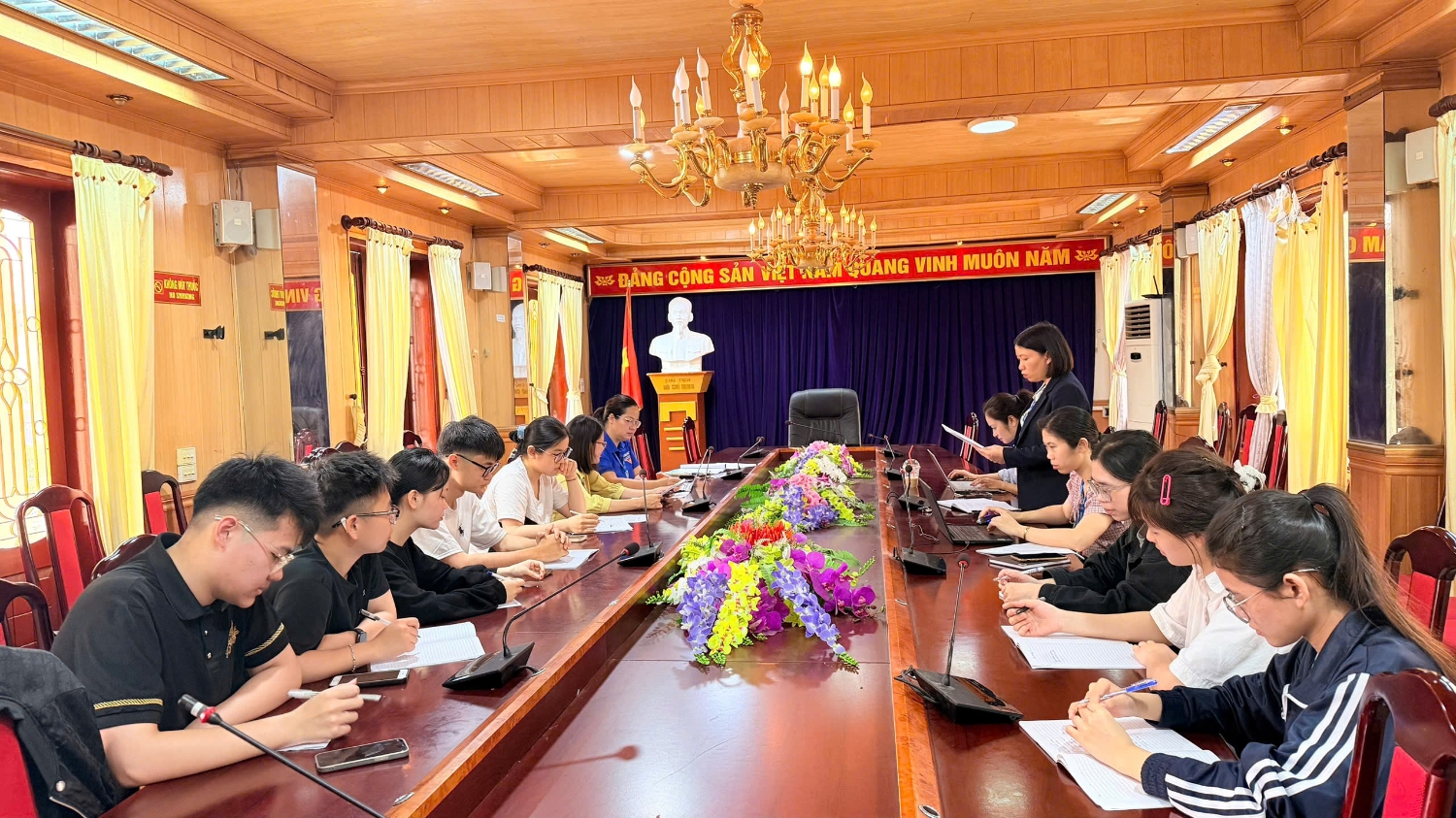 7cf28ebd02bb8ce5d5aa